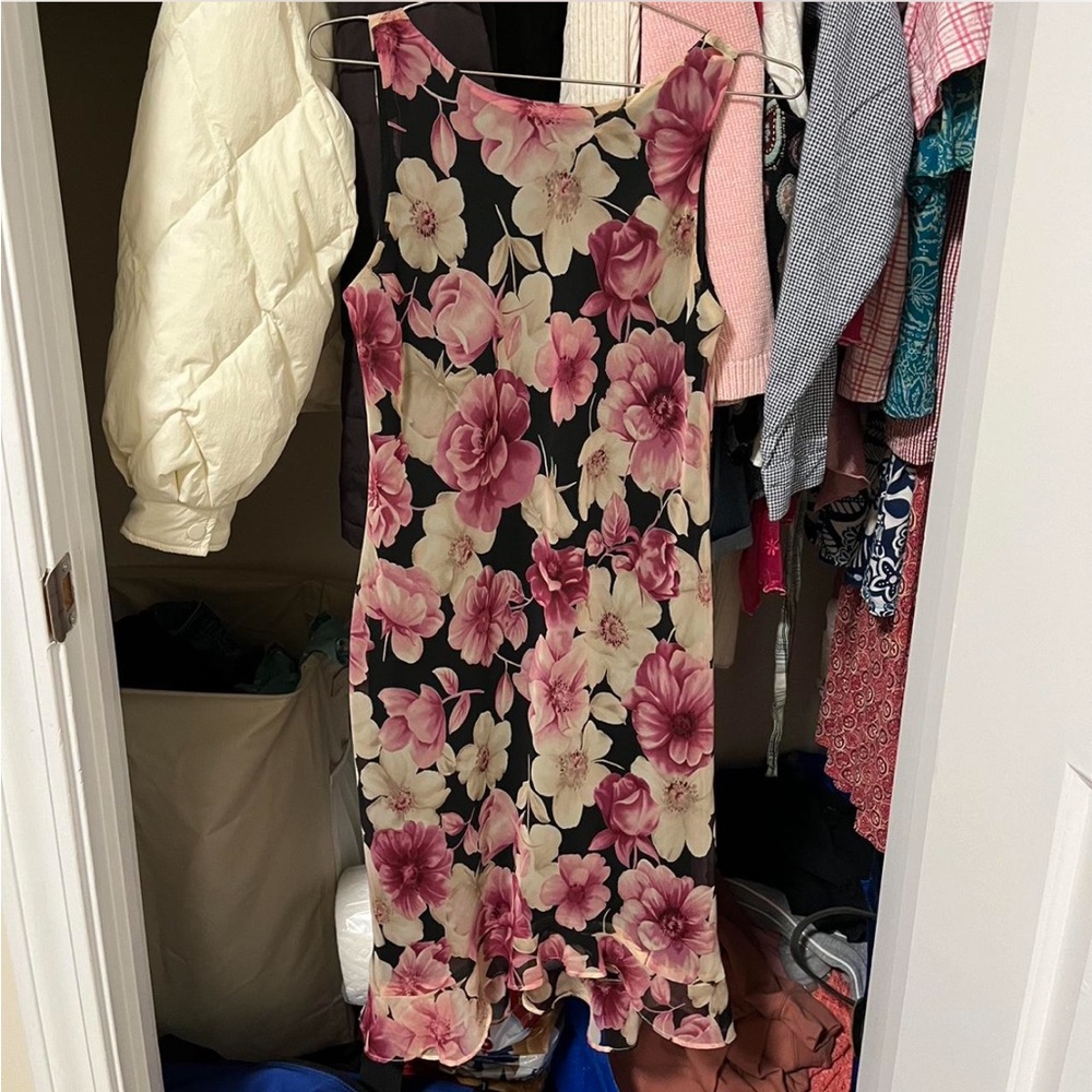 Vintage floral Alyn Paige dress with high/low bottom